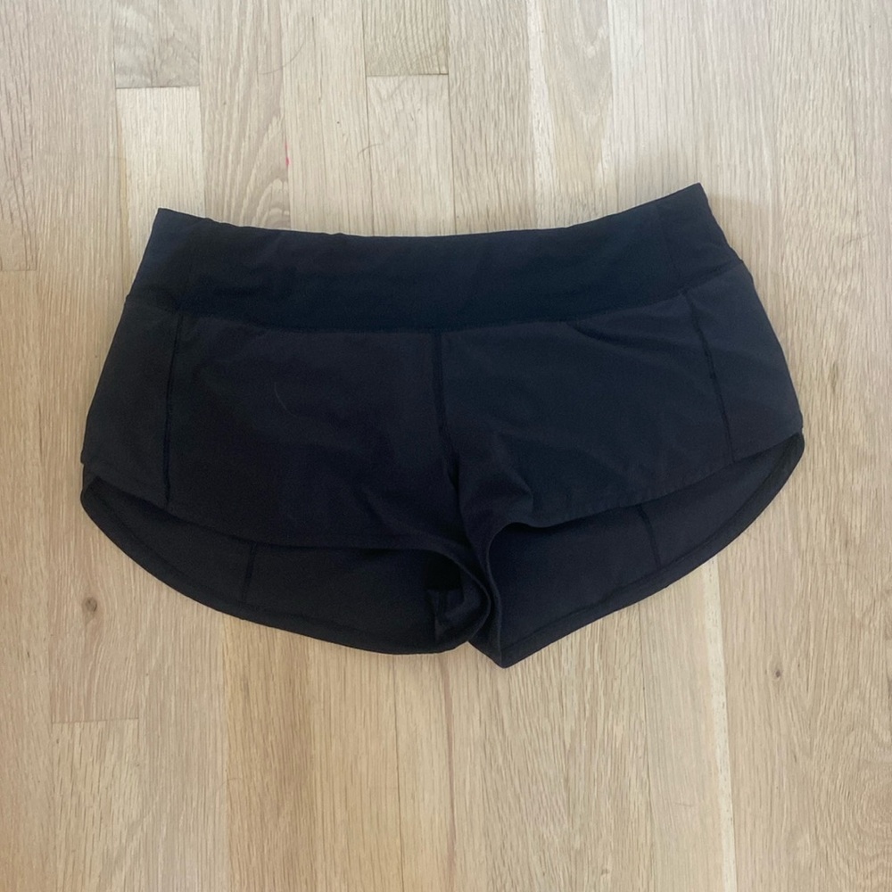 Black lulu shorts